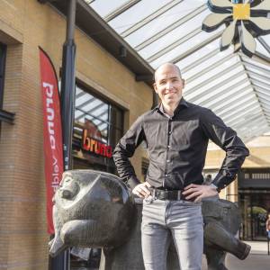 Hoe is het met Jean-Paul van den Tillaar? (Voorzitter van de  ondernemersvereniging in Citycentrum Veldhoven)